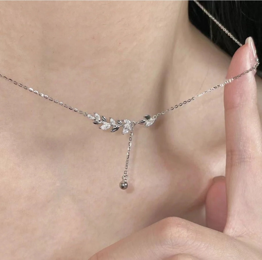 Silver Leaf Vine Lariat Necklace